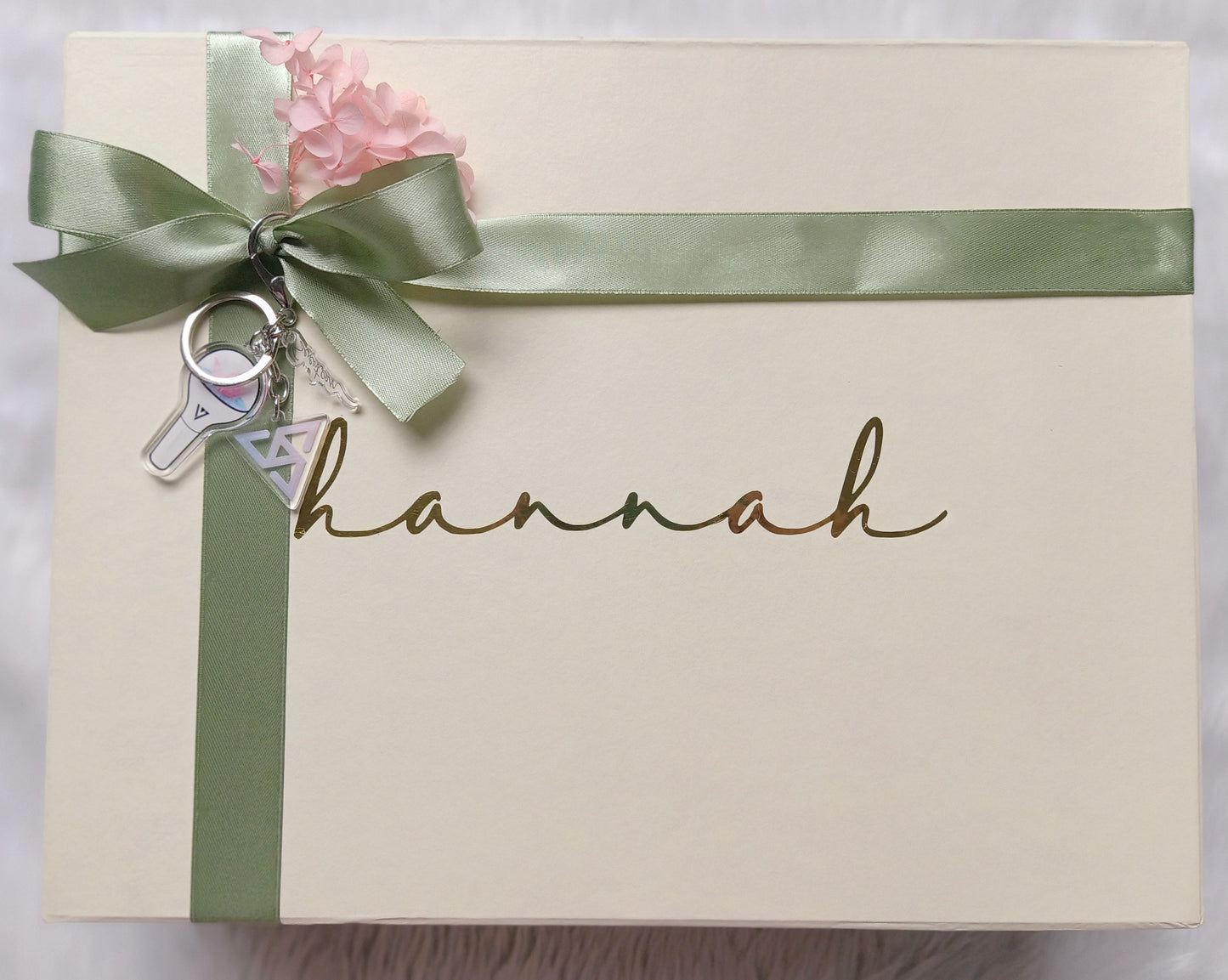 Seventeen Carat Debut Gifts (Made to Order)